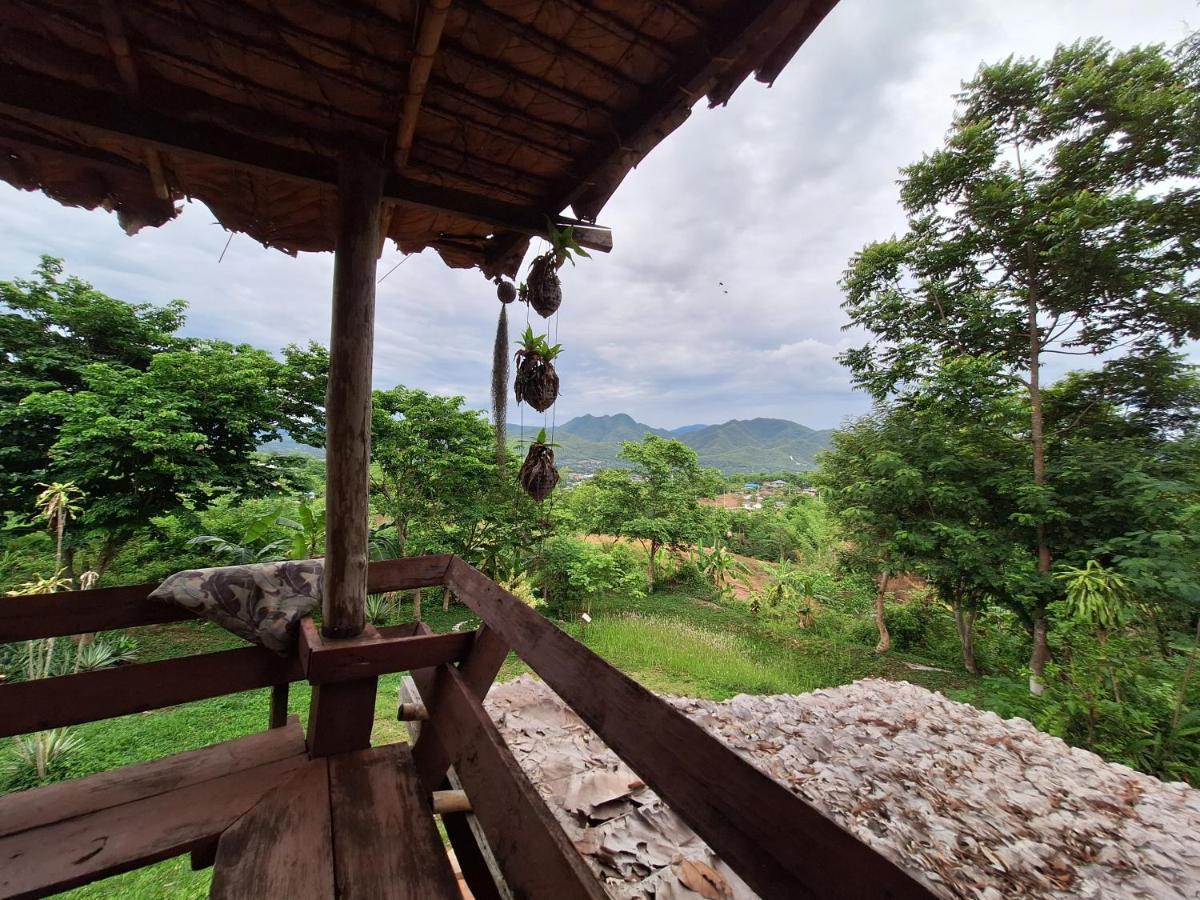 Отель The Lookout Пай Экстерьер фото